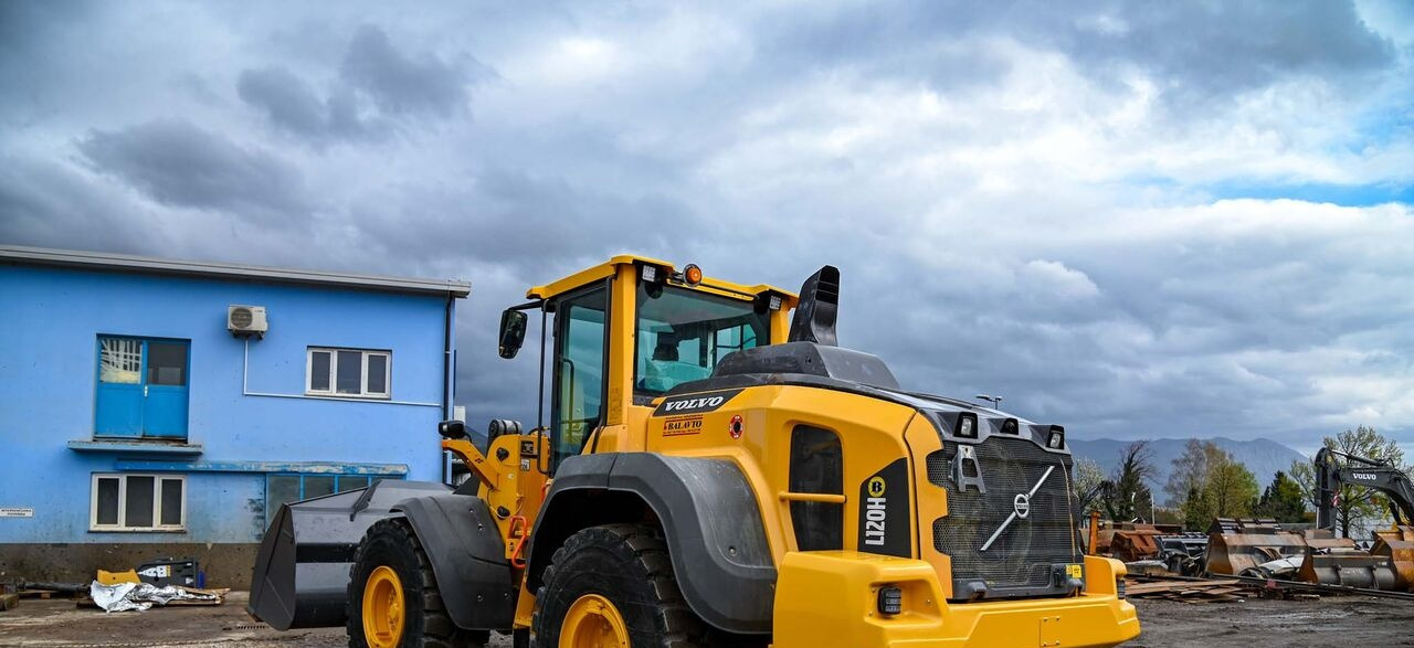 Volvo L120H - Tekerlekli yükleyici: fotoğraf 3 Volvo L120H - Tekerlekli yükleyici: fotoğraf 3