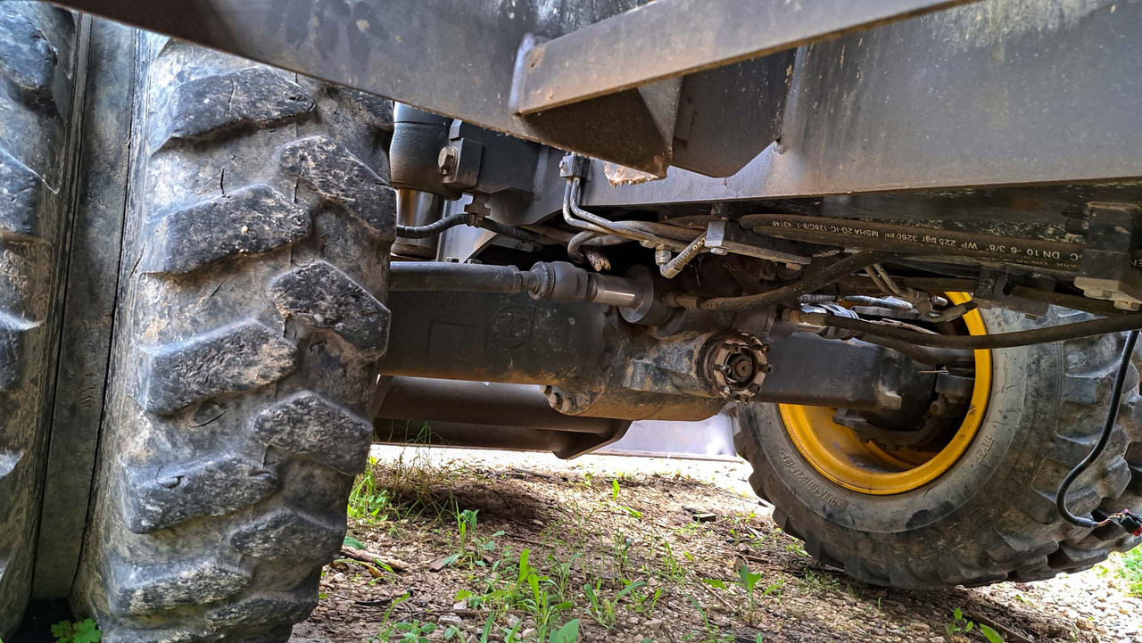 Volvo front axle 14693936 for Volvo EWR150E, EW180E, EWR170E, EW200E MH, EW160E - Ön aks - Ekskavatör: fotoğraf 2 Volvo front axle 14693936 for Volvo EWR150E, EW180E, EWR170E, EW200E MH, EW160E - Ön aks - Ekskavatör: fotoğraf 2