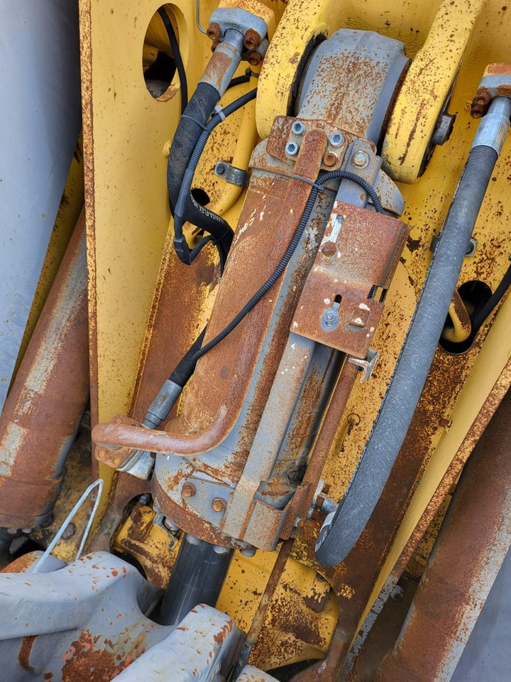Volvo hydraulic cylinder - Hidrolik silindir - Yükleyici: fotoğraf 1 Volvo hydraulic cylinder - Hidrolik silindir - Yükleyici: fotoğraf 1