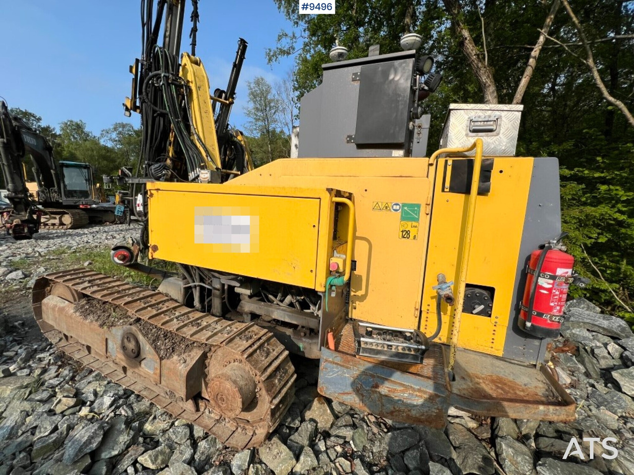Atlas Copco T30 Drilling rig - Burgu makinesi: fotoğraf 3 Atlas Copco T30 Drilling rig - Burgu makinesi: fotoğraf 3