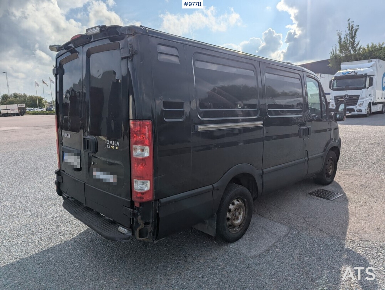 Box Truck Iveco Daily 29L12A V-300 - Panelvan: fotoğraf 4 Box Truck Iveco Daily 29L12A V-300 - Panelvan: fotoğraf 4