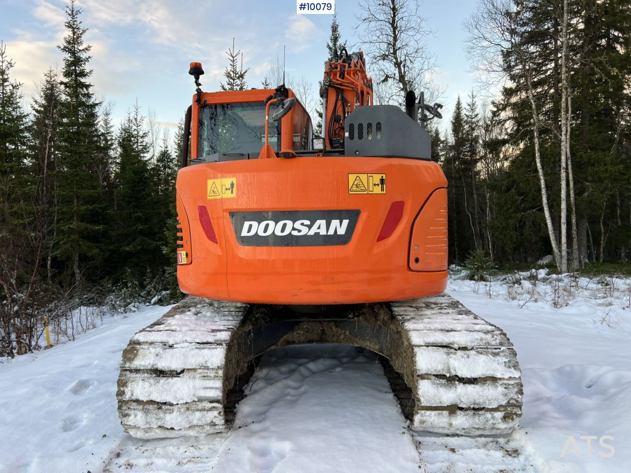 DOOSAN DX140LCR-5 Excavator with Rotor and Buckets - Paletli ekskavatör: fotoğraf 4 DOOSAN DX140LCR-5 Excavator with Rotor and Buckets - Paletli ekskavatör: fotoğraf 4