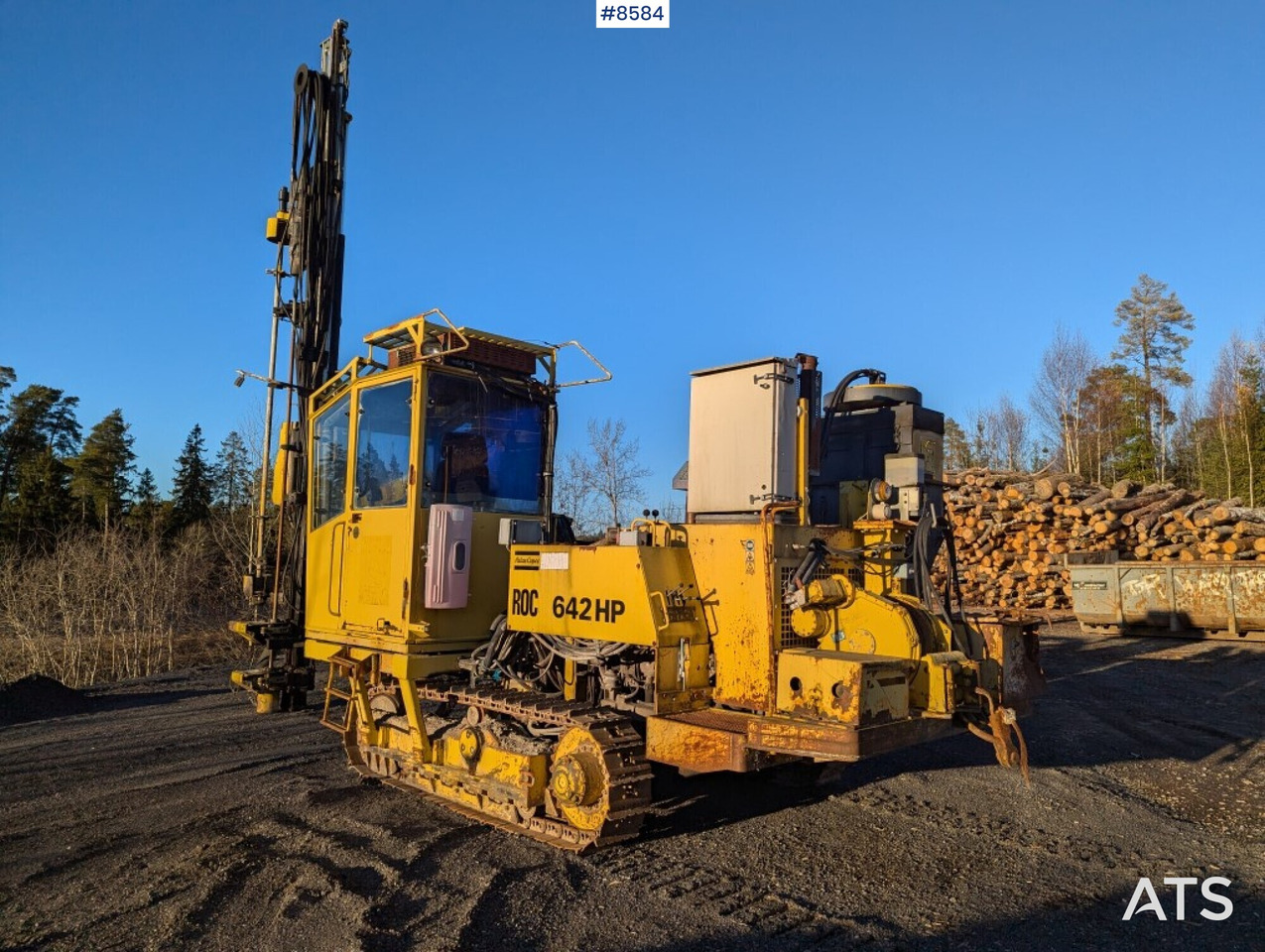 Drill rigg Atlas Copco ROC 642 HP with cab (SEE VIDEO) - Burgu makinesi: fotoğraf 1 Drill rigg Atlas Copco ROC 642 HP with cab (SEE VIDEO) - Burgu makinesi: fotoğraf 1