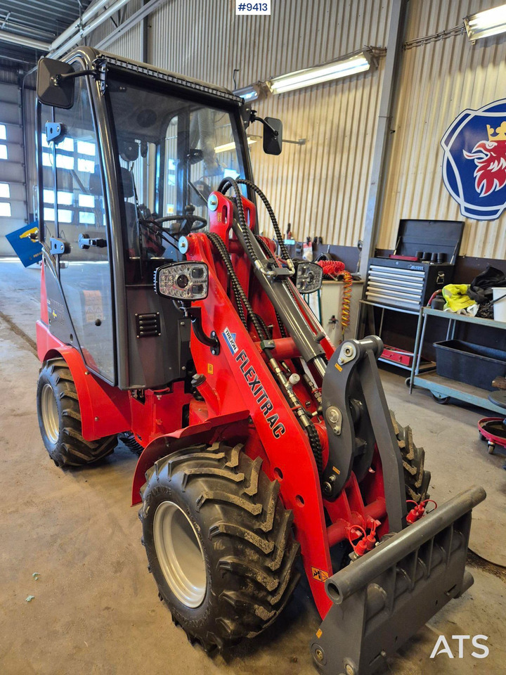 FLEXITRAC 1126 Skid steer loader with only 7 hours - Belden kırmalı yükleyici: fotoğraf 5 FLEXITRAC 1126 Skid steer loader with only 7 hours - Belden kırmalı yükleyici: fotoğraf 5