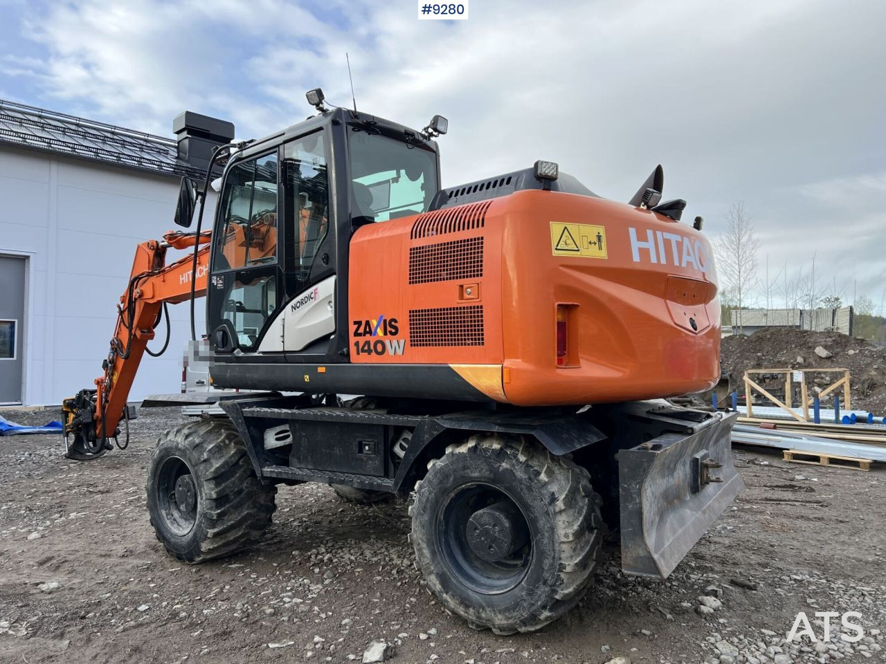 Hitachi ZX 140 W-5B wheeled excavator with gears (VIDEO) - Tekerlekli ekskavatör: fotoğraf 3 Hitachi ZX 140 W-5B wheeled excavator with gears (VIDEO) - Tekerlekli ekskavatör: fotoğraf 3