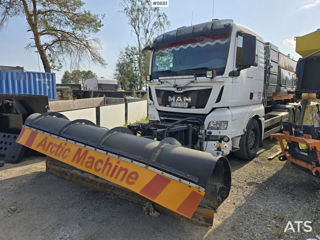 Hooklift Truck MAN TGX 25.500 - Kancalı yükleyici kamyon: fotoğraf 1 Hooklift Truck MAN TGX 25.500 - Kancalı yükleyici kamyon: fotoğraf 1