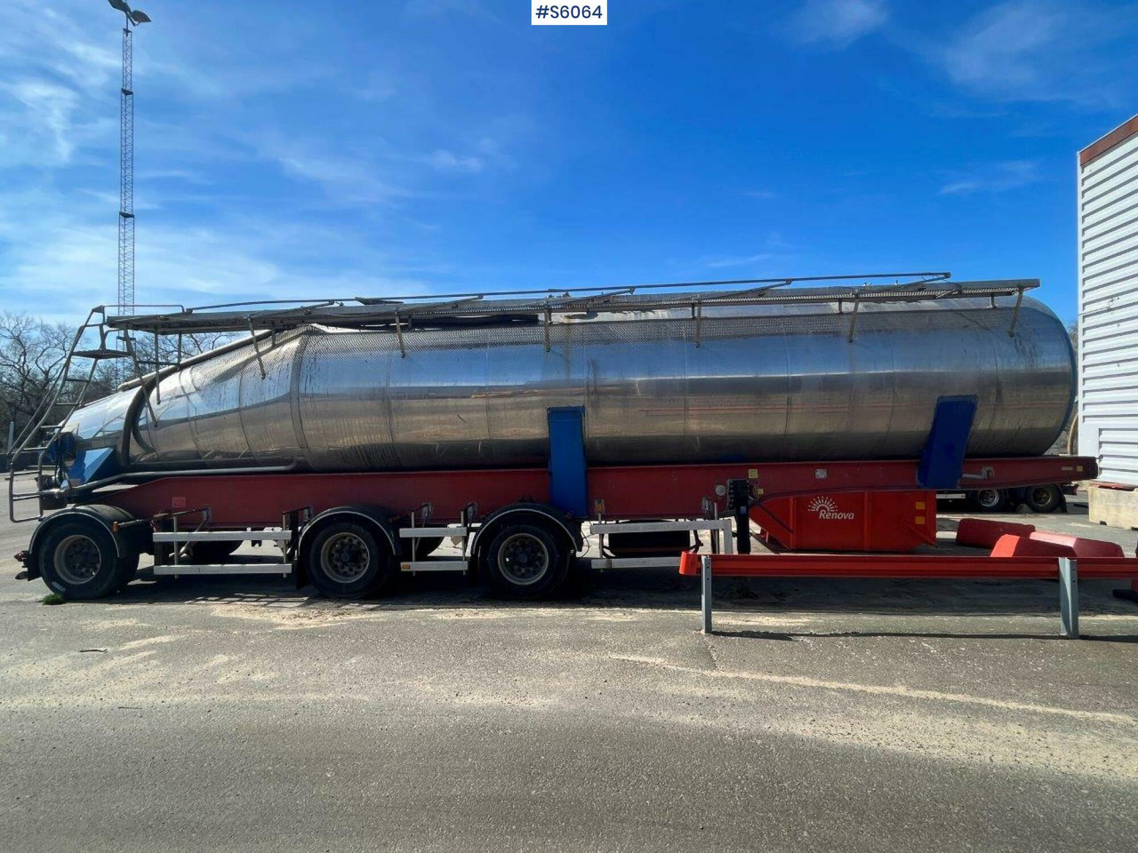 Magyar 10160 Tank trailer with tipp - Tanker römork: fotoğraf 2 Magyar 10160 Tank trailer with tipp - Tanker römork: fotoğraf 2