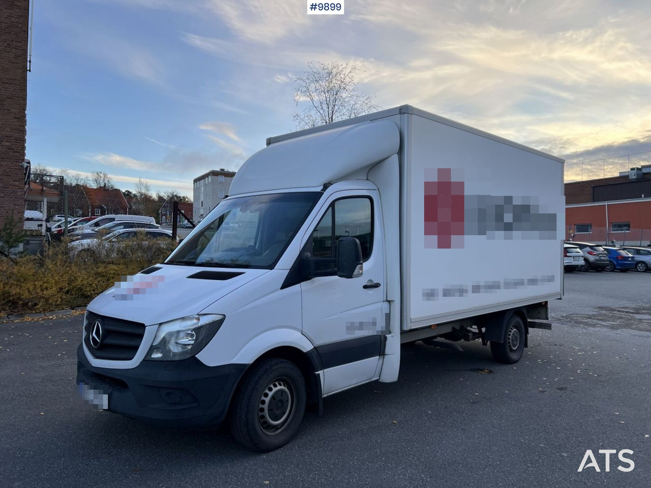 Mercedes Benz Sprinter Skåpbil med bakgavellyft - Kapalı kasa kamyonet: fotoğraf 1 Mercedes Benz Sprinter Skåpbil med bakgavellyft - Kapalı kasa kamyonet: fotoğraf 1