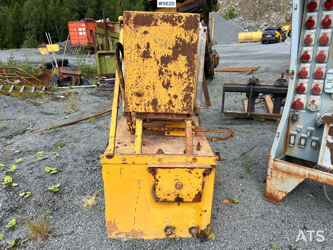 Konik kırıcı Oil cabinet for Kona cruscher: fotoğraf 6