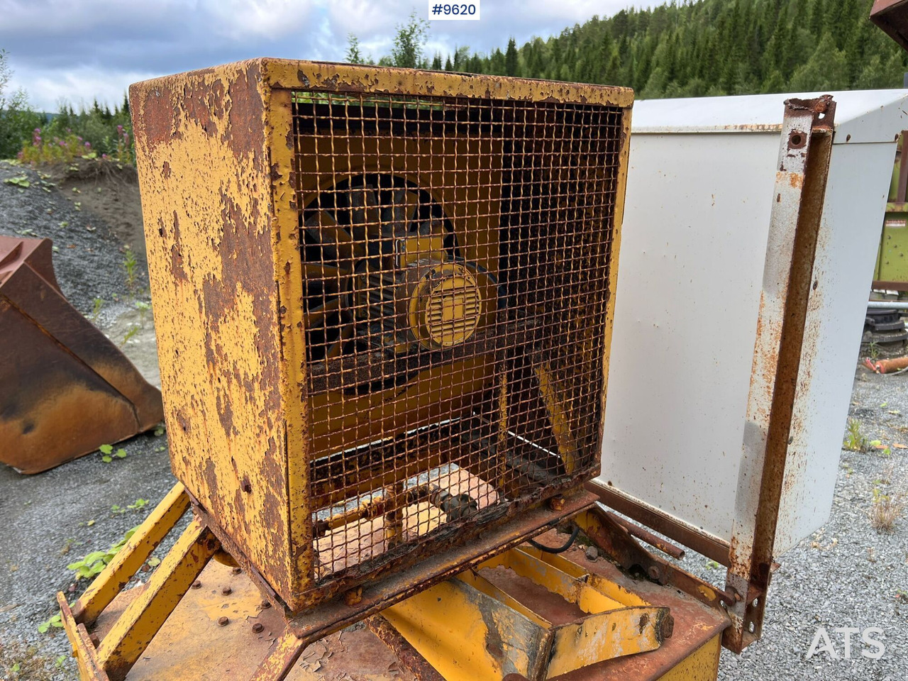 Konik kırıcı Oil cabinet for Kona cruscher: fotoğraf 11