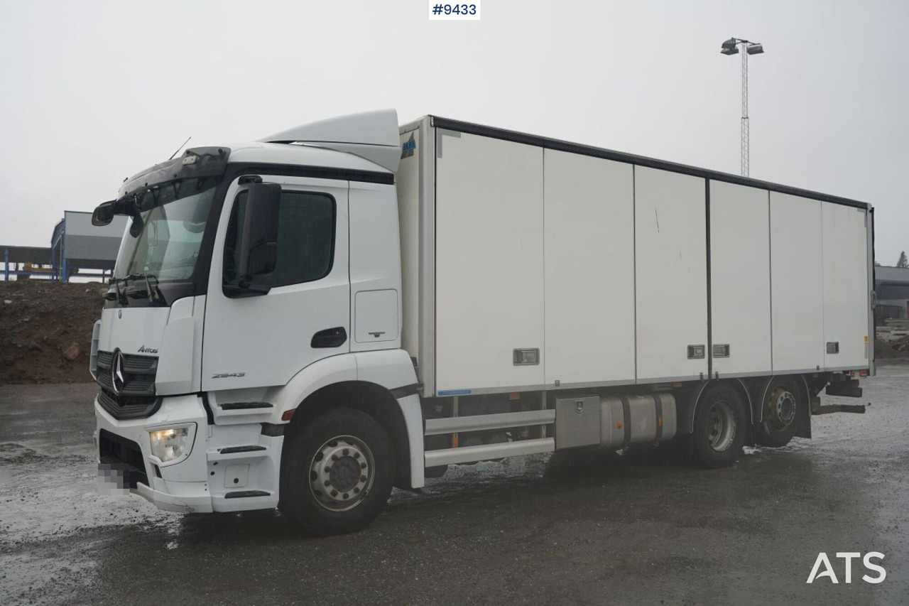 Refrigerated Box truck Mercedes Antos with tail lift (SEE VIDEO) - Refrijeratör kamyon: fotoğraf 3 Refrigerated Box truck Mercedes Antos with tail lift (SEE VIDEO) - Refrijeratör kamyon: fotoğraf 3