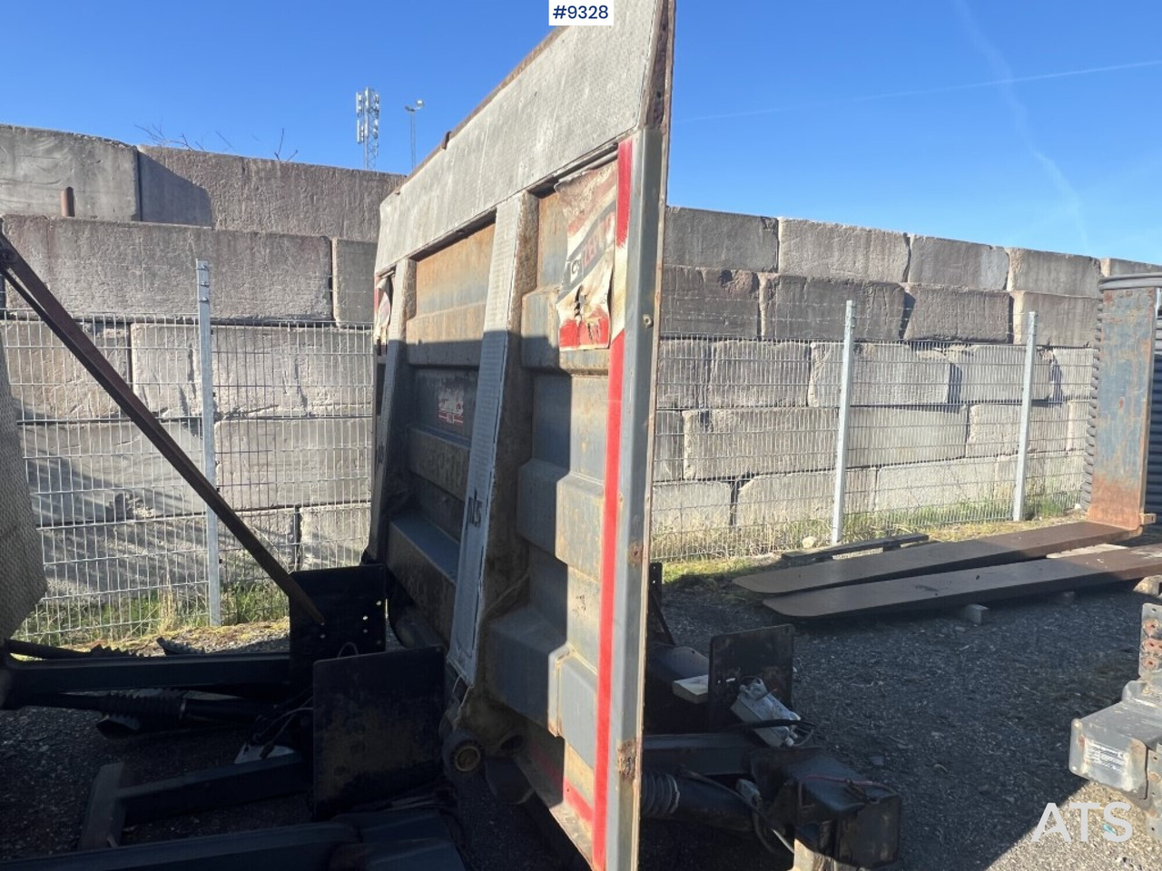 Tail lift - Zepro- ZHD 2000-155MA - Hidrolik kapak: fotoğraf 2 Tail lift - Zepro- ZHD 2000-155MA - Hidrolik kapak: fotoğraf 2