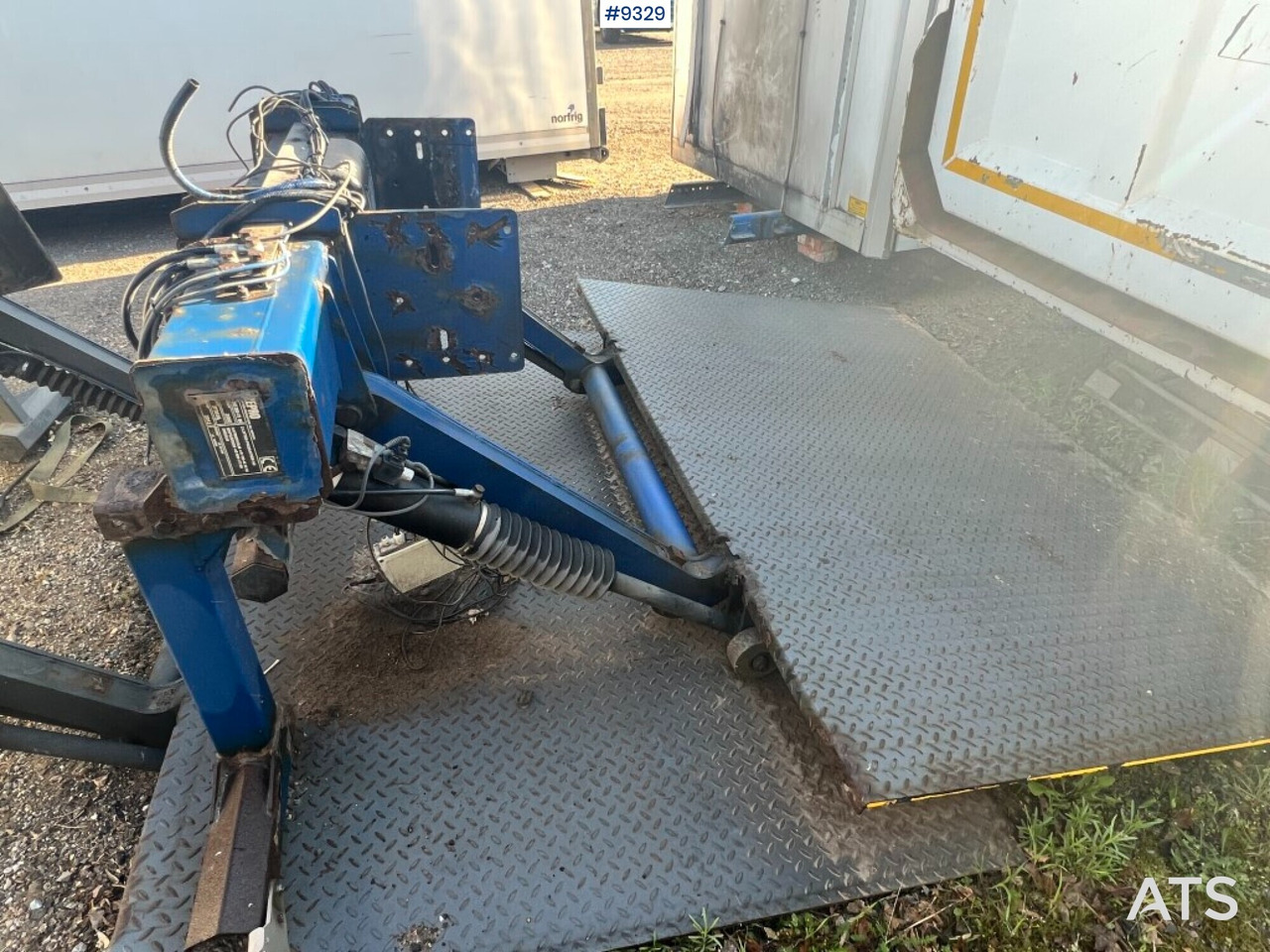 Tail lift - Zepro- ZHD2000-175MA - Hidrolik kapak: fotoğraf 3 Tail lift - Zepro- ZHD2000-175MA - Hidrolik kapak: fotoğraf 3