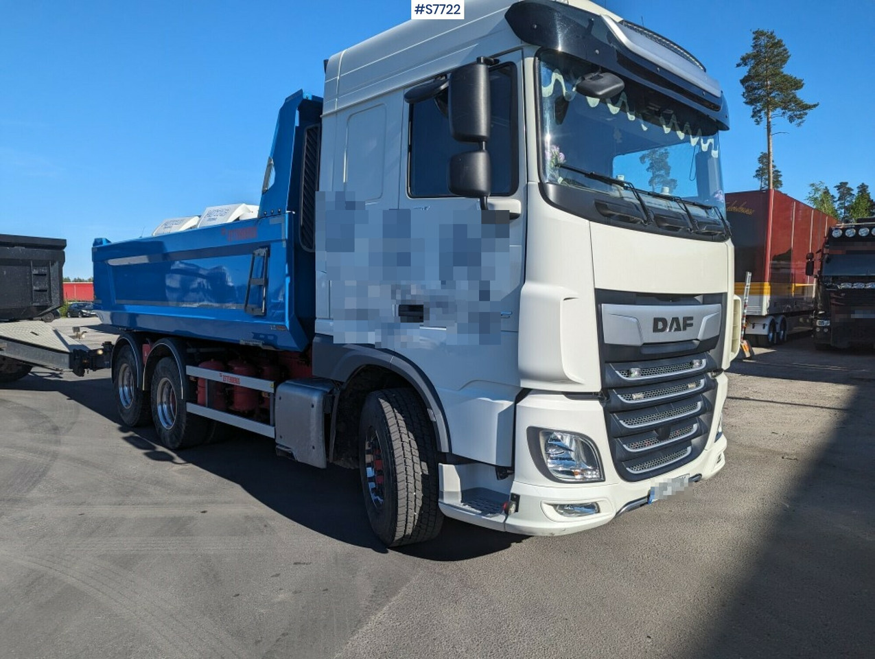 Tipper Truck DAF FAT XF530Z - Damperli kamyon: fotoğraf 1 Tipper Truck DAF FAT XF530Z - Damperli kamyon: fotoğraf 1
