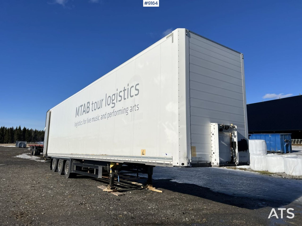 Trailer SCHMITZ CARGOBULL Megatrailer - Kapalı karoser dorse: fotoğraf 1 Trailer SCHMITZ CARGOBULL Megatrailer - Kapalı karoser dorse: fotoğraf 1