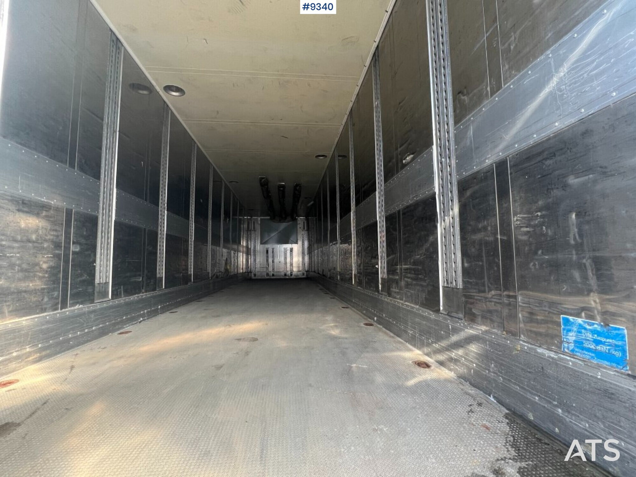 Trailer - SCHMITZ SKO 24 - Kapalı karoser dorse: fotoğraf 5 Trailer - SCHMITZ SKO 24 - Kapalı karoser dorse: fotoğraf 5