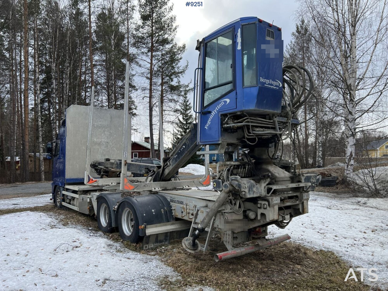 Volvo FH 16 6*4 Logging truck with crane - Tomruk kamyonu: fotoğraf 4 Volvo FH 16 6*4 Logging truck with crane - Tomruk kamyonu: fotoğraf 4