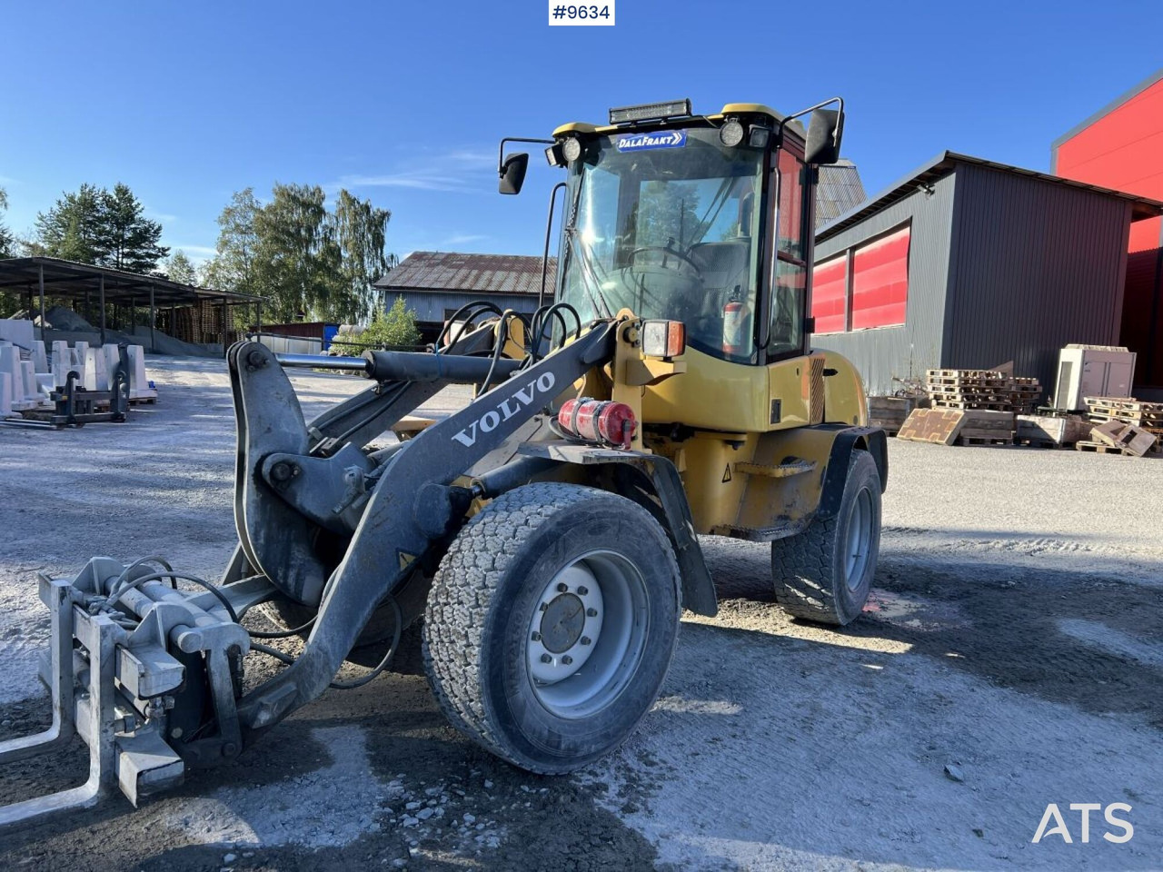 Volvo L30Z Wheel loader with multiple attachments - Tekerlekli yükleyici: fotoğraf 1 Volvo L30Z Wheel loader with multiple attachments - Tekerlekli yükleyici: fotoğraf 1