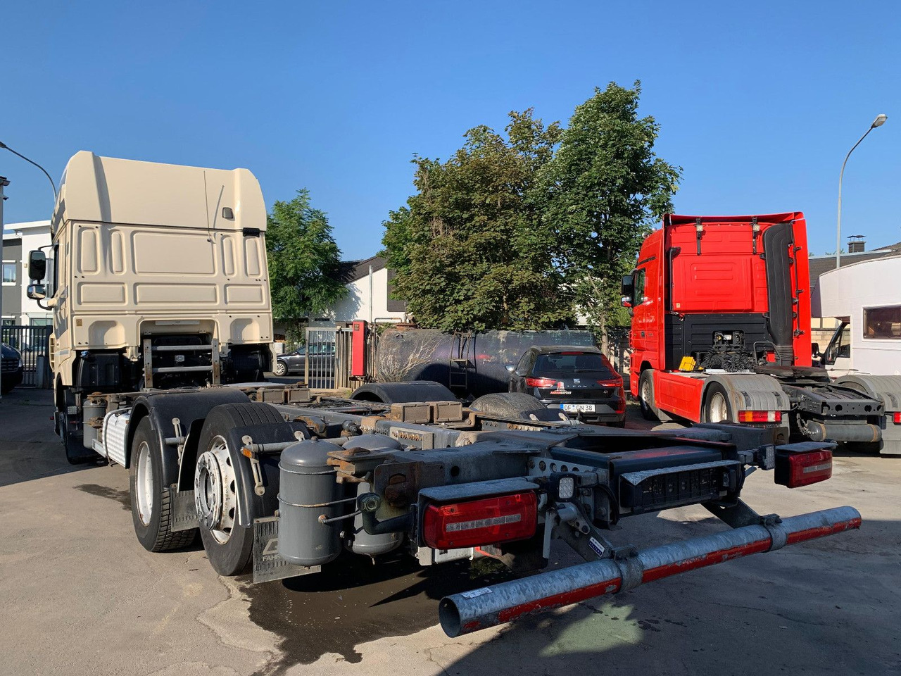 DAF XF 480 SSC LL BDF *Retader/2xTank/ACC/Lift/AHK - Şasi kamyon: fotoğraf 4 DAF XF 480 SSC LL BDF *Retader/2xTank/ACC/Lift/AHK - Şasi kamyon: fotoğraf 4