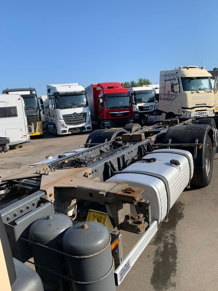 Şasi kamyon DAF XF 480 SSC LL BDF *Retader/2xTank/ACC/Lift/AHK: fotoğraf 8