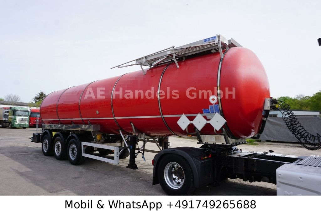 Feldbinder TSA 32.3 Aluminium Bitumen*ADR/32.000Ltr./3-Axle - Tanker dorse: fotoğraf 1 Feldbinder TSA 32.3 Aluminium Bitumen*ADR/32.000Ltr./3-Axle - Tanker dorse: fotoğraf 1