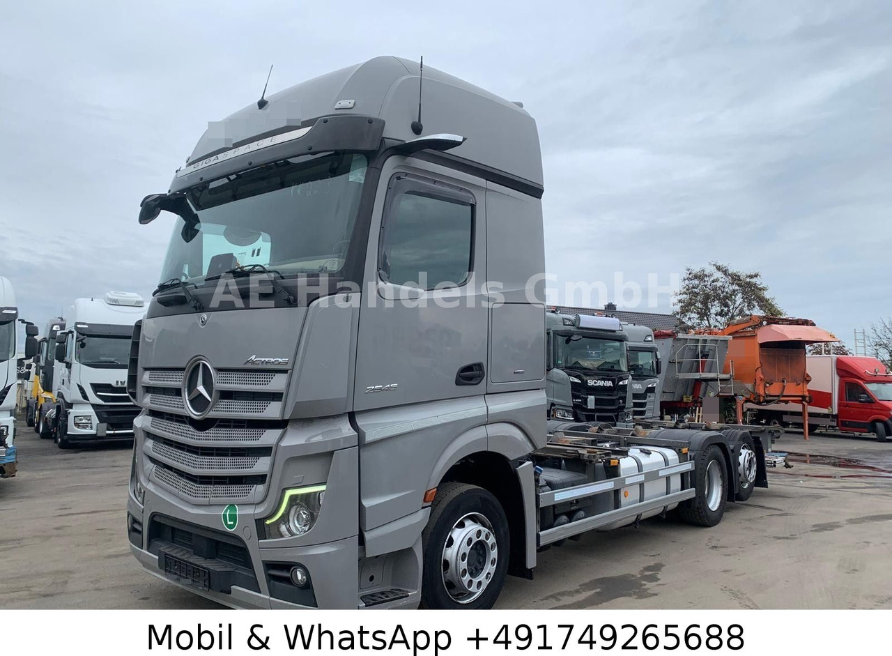 Mercedes-Benz Actros V 2545 GigaSpace BDF LL*Retarder/LBW/L+L - Konteynır taşıyıcı/ Yedek karoser kamyon: fotoğraf 1 Mercedes-Benz Actros V 2545 GigaSpace BDF LL*Retarder/LBW/L+L - Konteynır taşıyıcı/ Yedek karoser kamyon: fotoğraf 1