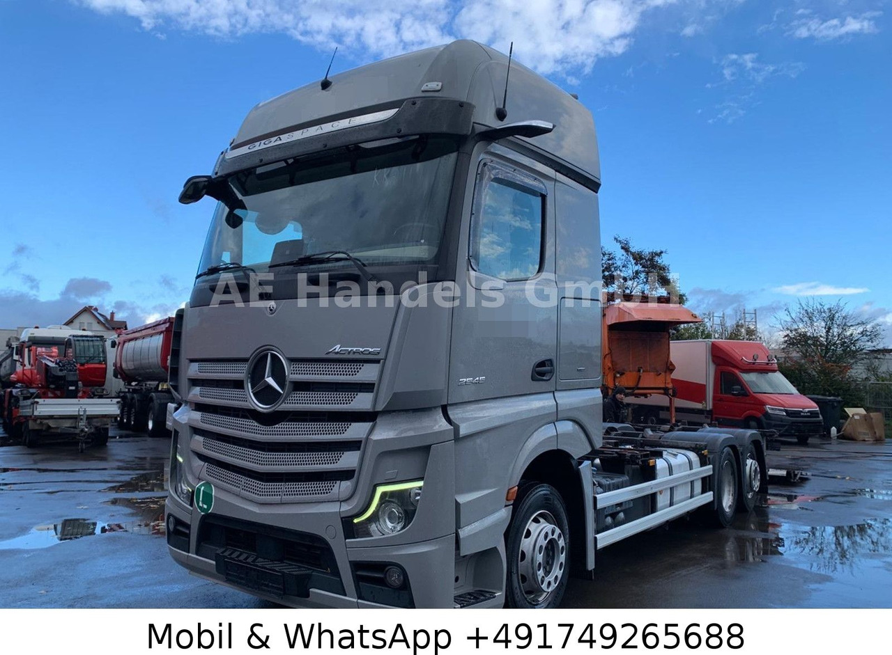 Mercedes-Benz Actros V 2545 GigaSpace BDF LL*Retarder/LBW/L+L - Konteynır taşıyıcı/ Yedek karoser kamyon: fotoğraf 1 Mercedes-Benz Actros V 2545 GigaSpace BDF LL*Retarder/LBW/L+L - Konteynır taşıyıcı/ Yedek karoser kamyon: fotoğraf 1