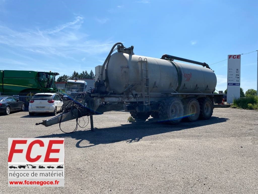 Fliegl WFG10100/Châssis Porteur-Citerne 24000Litres - Traktör römorku: fotoğraf 1 Fliegl WFG10100/Châssis Porteur-Citerne 24000Litres - Traktör römorku: fotoğraf 1
