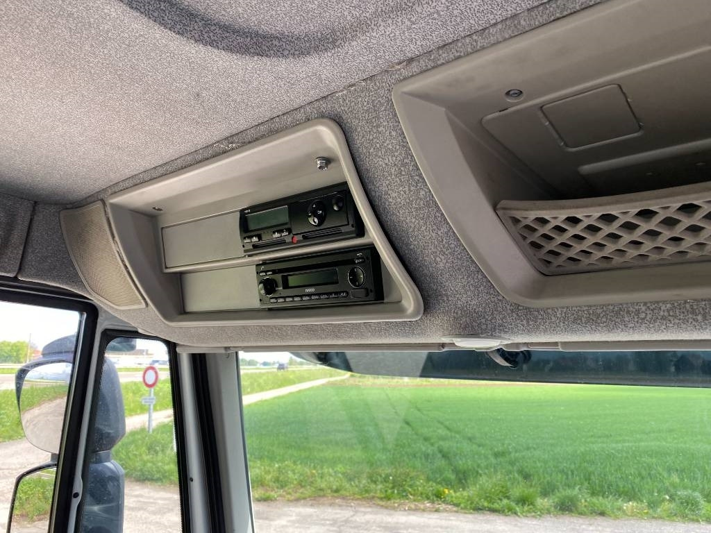 Çekici kamyonu Iveco STRALIS 360 e6 A Réparer: fotoğraf 50