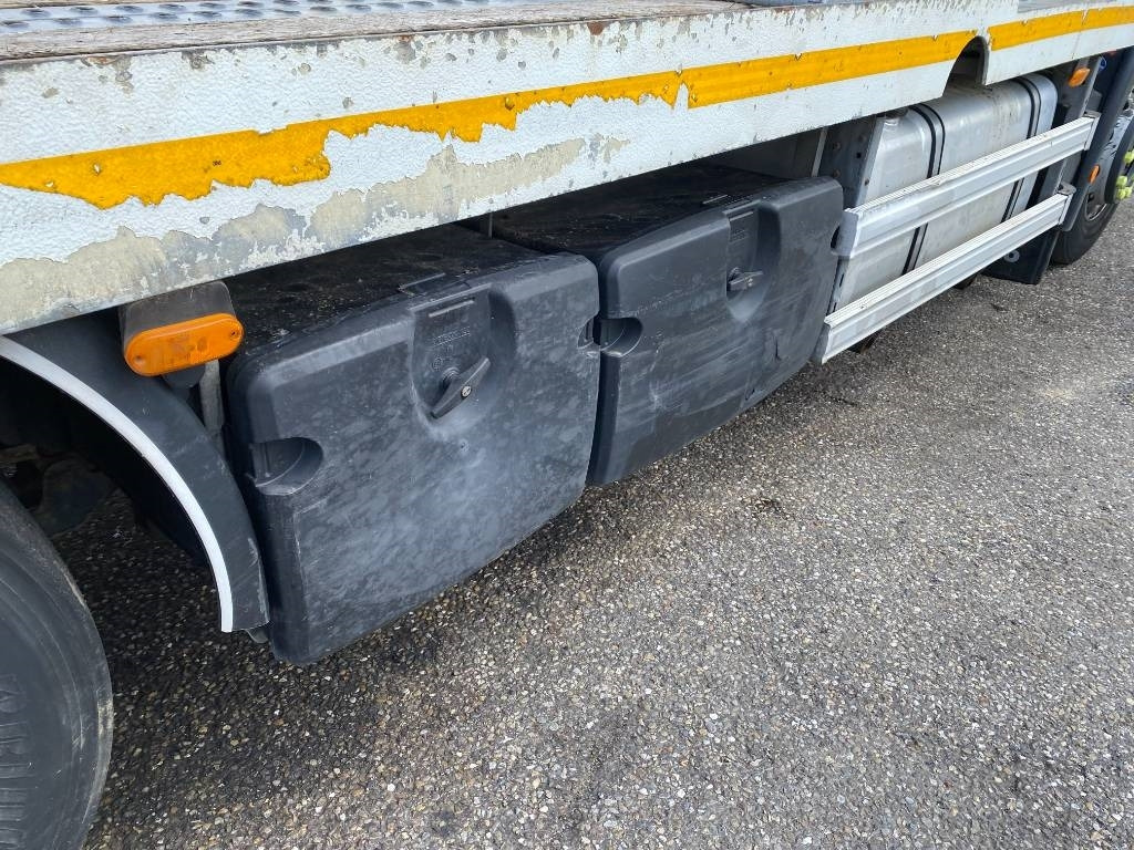 Çekici kamyonu Iveco STRALIS 360 e6 A Réparer: fotoğraf 40