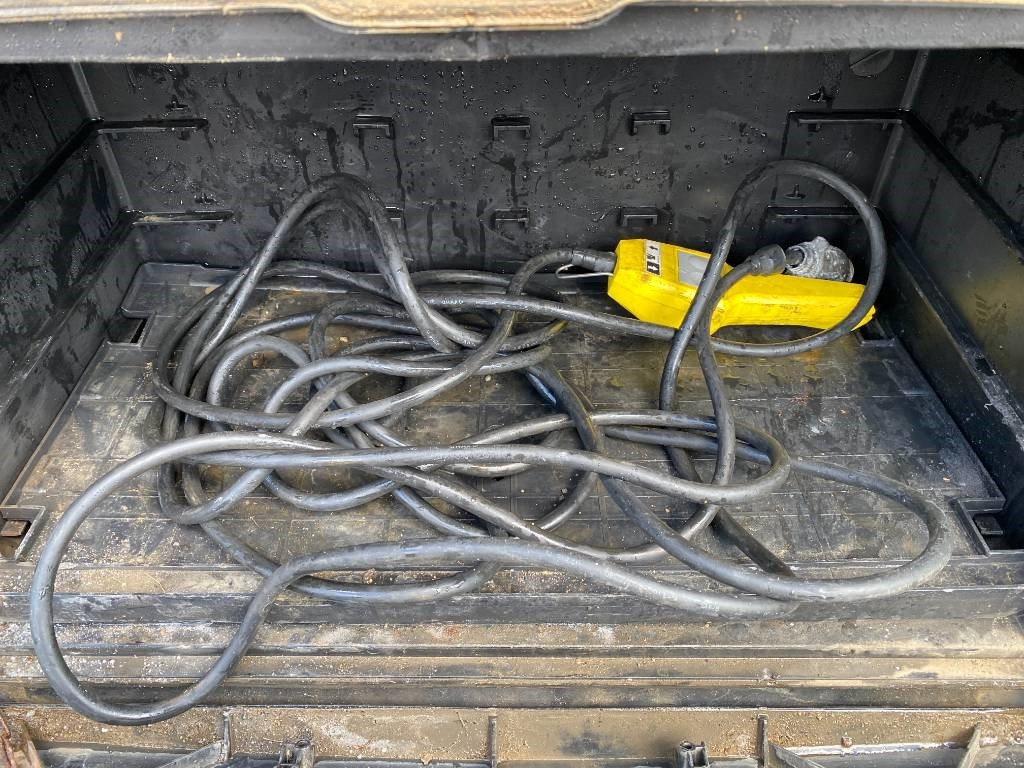 Çekici kamyonu Iveco STRALIS 360 e6 A Réparer: fotoğraf 41