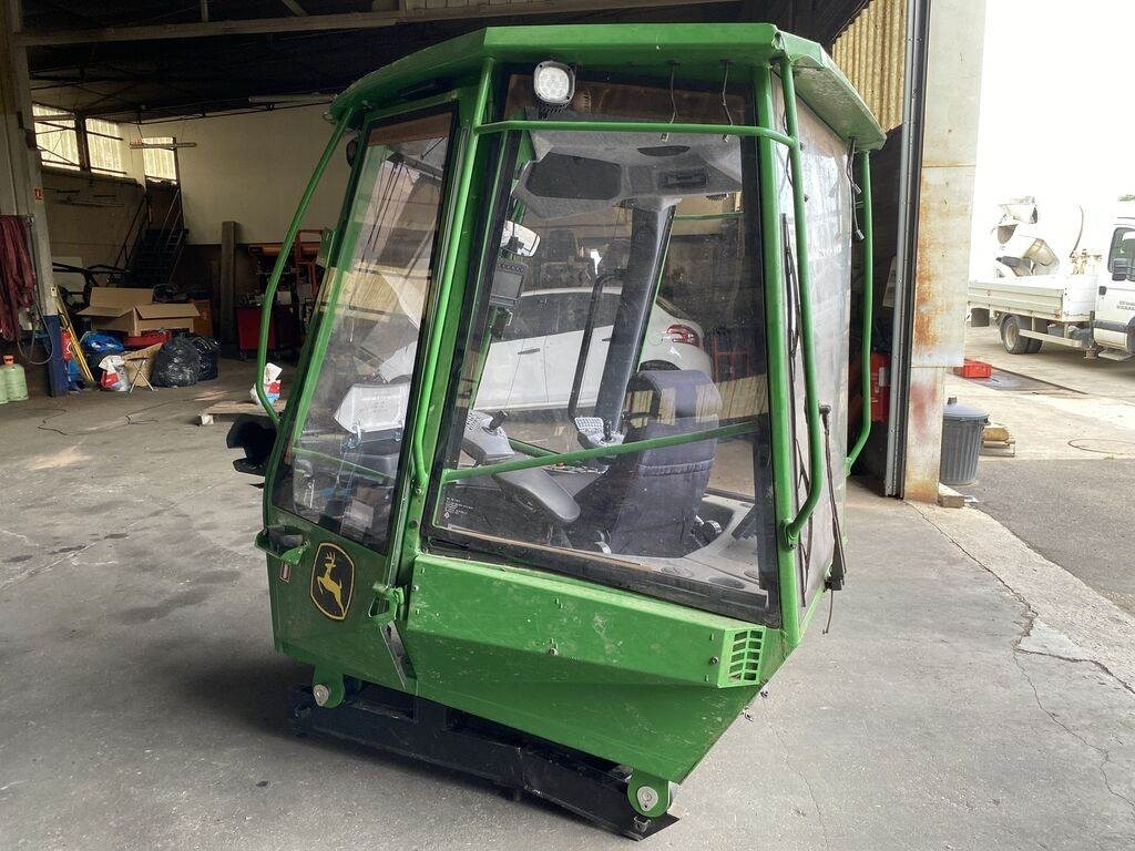John Deere SERIE 10 - Kabin - Kamyon: fotoğraf 5 John Deere SERIE 10 - Kabin - Kamyon: fotoğraf 5