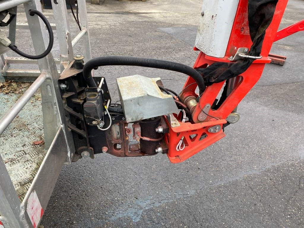 Örümcek platform Teupen LEO35T/PLUS a réparer: fotoğraf 20 Örümcek platform Teupen LEO35T/PLUS a réparer: fotoğraf 20