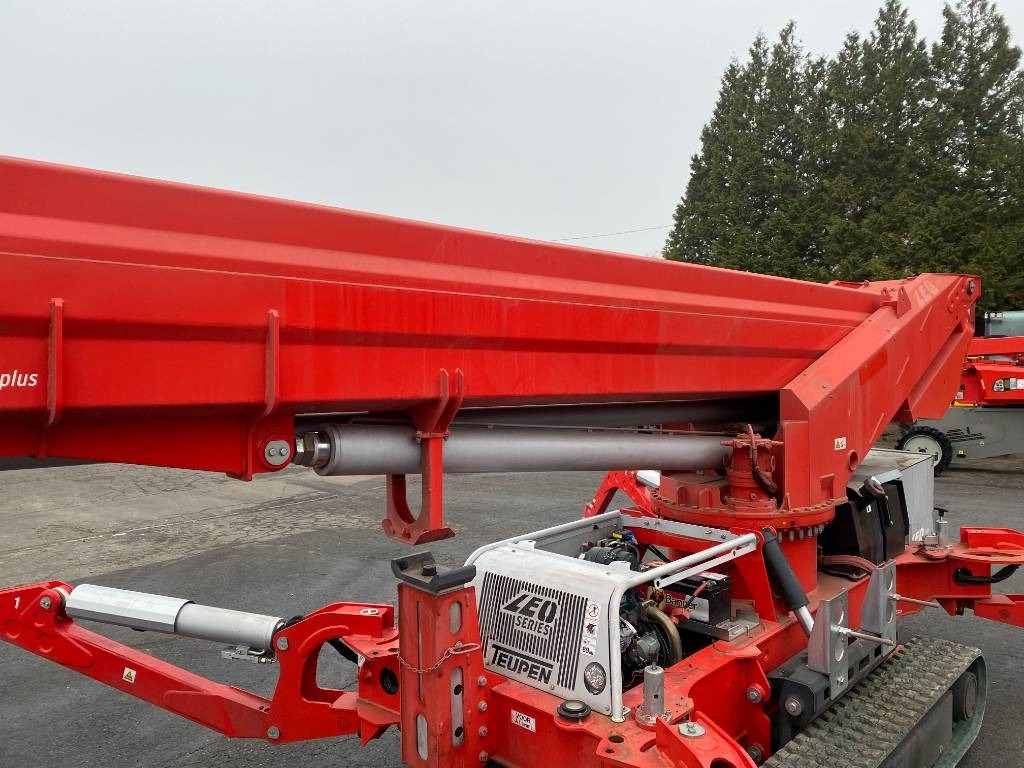 Örümcek platform Teupen LEO35T/PLUS a réparer: fotoğraf 22 Örümcek platform Teupen LEO35T/PLUS a réparer: fotoğraf 22