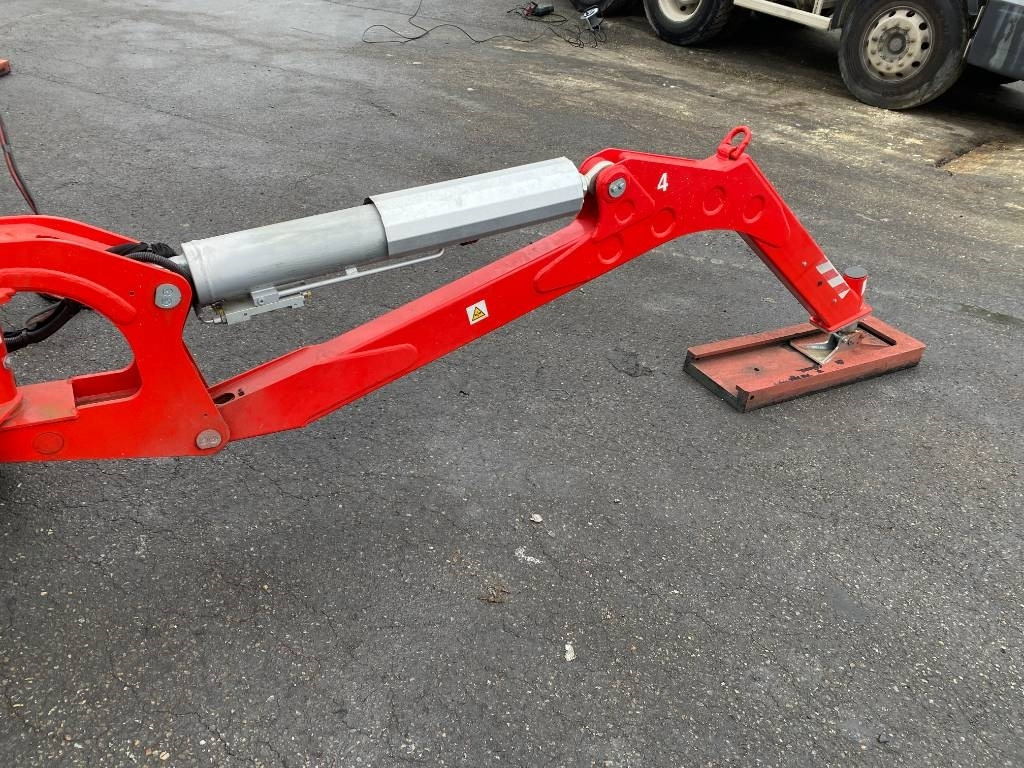 Örümcek platform Teupen LEO35T/PLUS a réparer: fotoğraf 42 Örümcek platform Teupen LEO35T/PLUS a réparer: fotoğraf 42