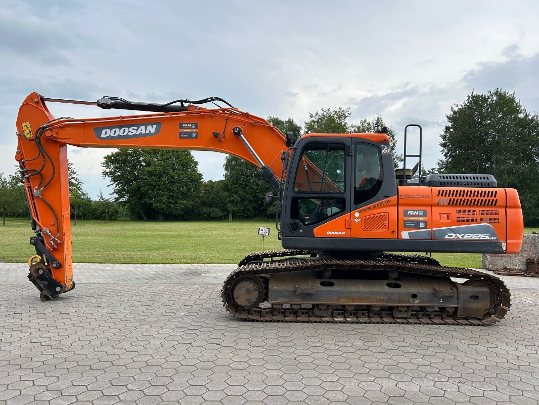 Doosan DX225LC-5 - Paletli ekskavatör: fotoğraf 3 Doosan DX225LC-5 - Paletli ekskavatör: fotoğraf 3
