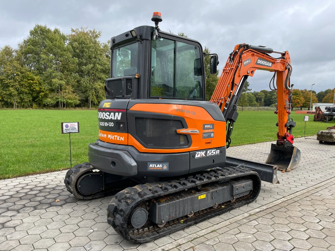 Doosan DX55R-7 - Mini ekskavatör: fotoğraf 2 Doosan DX55R-7 - Mini ekskavatör: fotoğraf 2