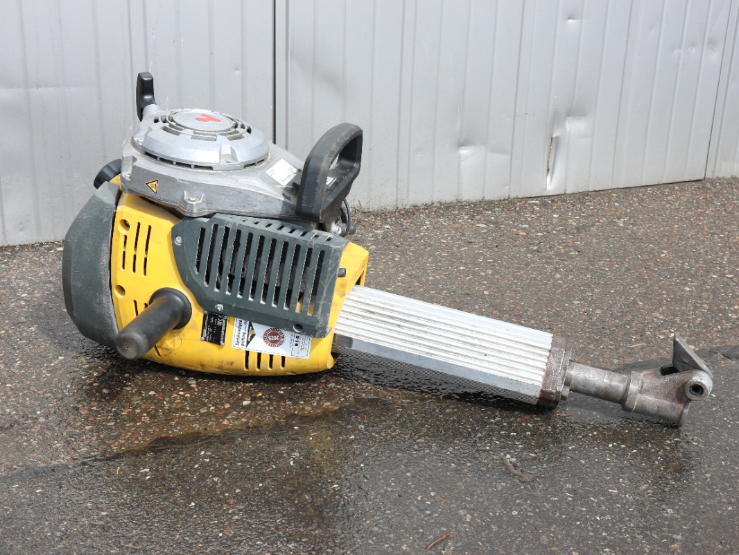 Neuson BH65 - Hidrolik kırıcı: fotoğraf 1 Neuson BH65 - Hidrolik kırıcı: fotoğraf 1