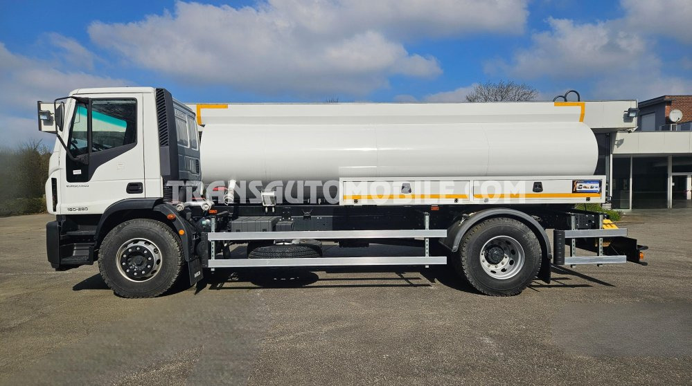 Iveco Eurocargo ML180E28 5.9L TURBO DIESEL 4x2 water tank 10.000L - EXPORT OUT EU - Tanker kamyon: fotoğraf 5 Iveco Eurocargo ML180E28 5.9L TURBO DIESEL 4x2 water tank 10.000L - EXPORT OUT EU - Tanker kamyon: fotoğraf 5