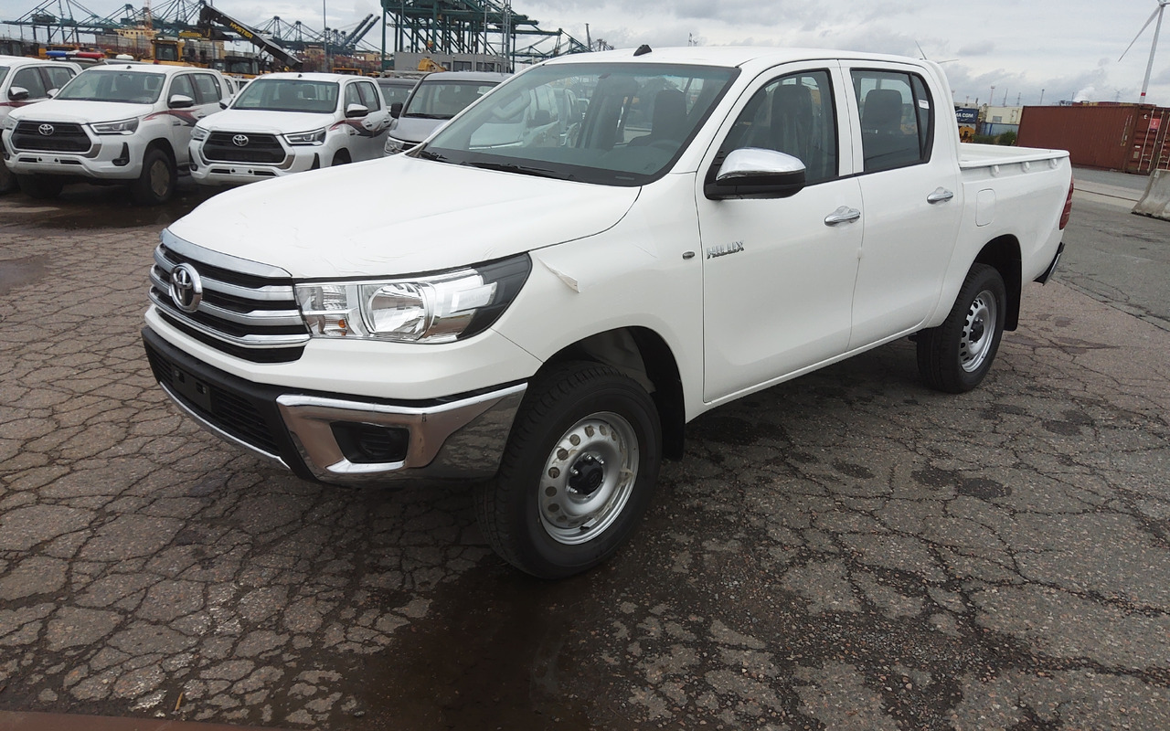 Toyota Hilux / Revo Pick-up double cabin pack security 2.4L Turbo Diesel Manual - Pikap: fotoğraf 1 Toyota Hilux / Revo Pick-up double cabin pack security 2.4L Turbo Diesel Manual - Pikap: fotoğraf 1