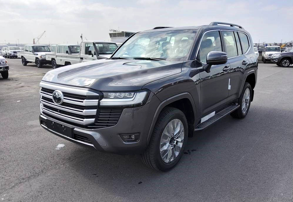 Toyota Land Cruiser 300 V6 VXR ZX 7 SEATERS / PLACES 3.5L Petrol Automatic AEOB - SUV: fotoğraf 1 Toyota Land Cruiser 300 V6 VXR ZX 7 SEATERS / PLACES 3.5L Petrol Automatic AEOB - SUV: fotoğraf 1