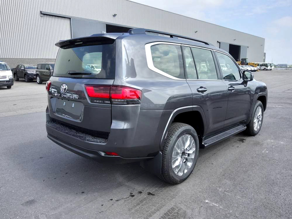 Toyota Land Cruiser 300 V6 VXR ZX 7 SEATERS / PLACES 3.5L Petrol Automatic AEOB - SUV: fotoğraf 5 Toyota Land Cruiser 300 V6 VXR ZX 7 SEATERS / PLACES 3.5L Petrol Automatic AEOB - SUV: fotoğraf 5