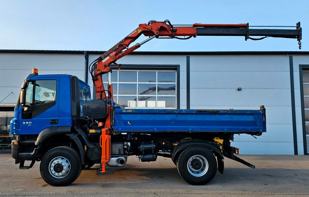 Iveco Trakker 190T33 4x4 Euro5 Kran Atlas 120.2E Funk - Damperli kamyon, Vinçli kamyon: fotoğraf 2 Iveco Trakker 190T33 4x4 Euro5 Kran Atlas 120.2E Funk - Damperli kamyon, Vinçli kamyon: fotoğraf 2