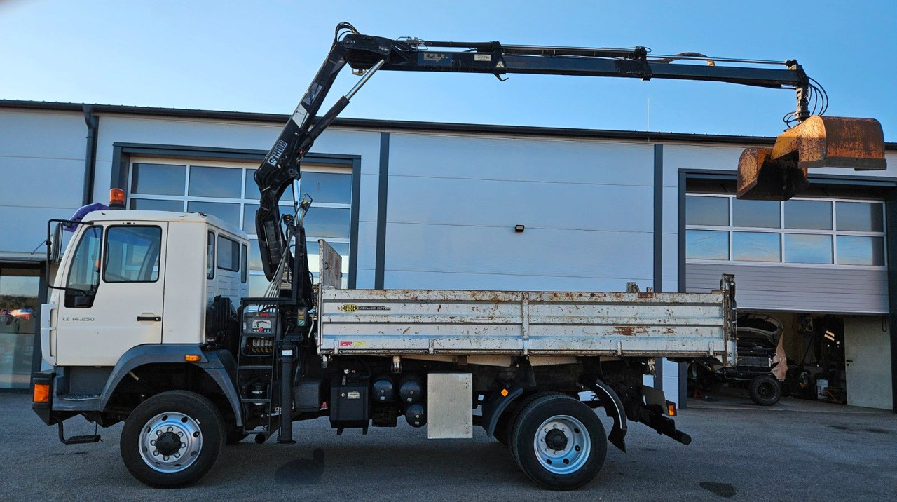 MAN LE 14.250 4x4 HIAB 077BS-2 Kran Greifer - Damperli kamyon, Vinçli kamyon: fotoğraf 2 MAN LE 14.250 4x4 HIAB 077BS-2 Kran Greifer - Damperli kamyon, Vinçli kamyon: fotoğraf 2