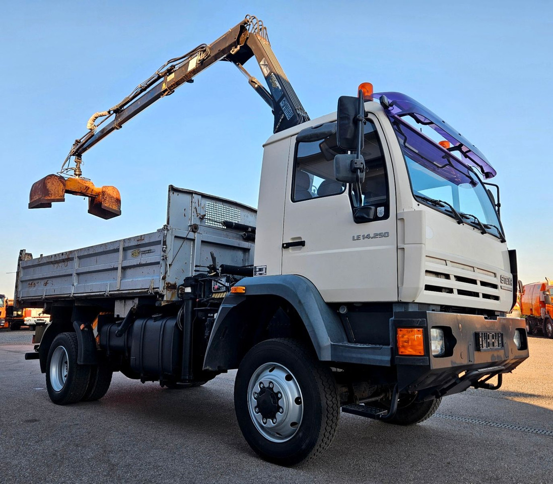 MAN LE 14.250 4x4 HIAB 077BS-2 Kran Greifer - Damperli kamyon, Vinçli kamyon: fotoğraf 3 MAN LE 14.250 4x4 HIAB 077BS-2 Kran Greifer - Damperli kamyon, Vinçli kamyon: fotoğraf 3