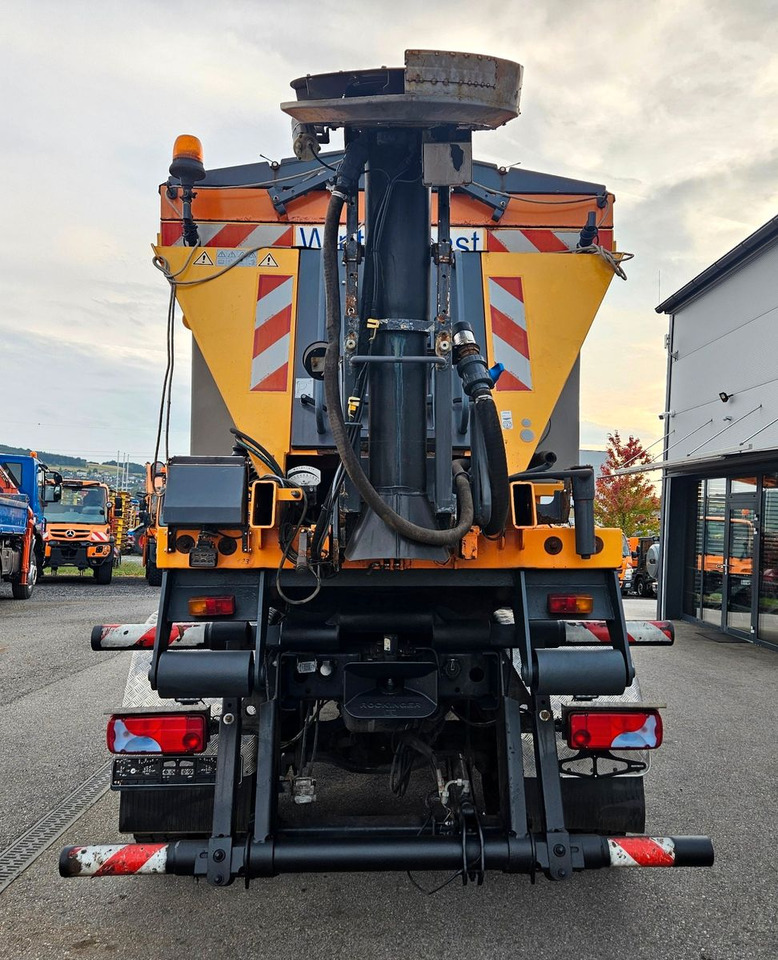 MAN TGM 18.250 4x4 BB EEV Winterdienst - Kancalı yükleyici kamyon, Vinçli kamyon: fotoğraf 4 MAN TGM 18.250 4x4 BB EEV Winterdienst - Kancalı yükleyici kamyon, Vinçli kamyon: fotoğraf 4