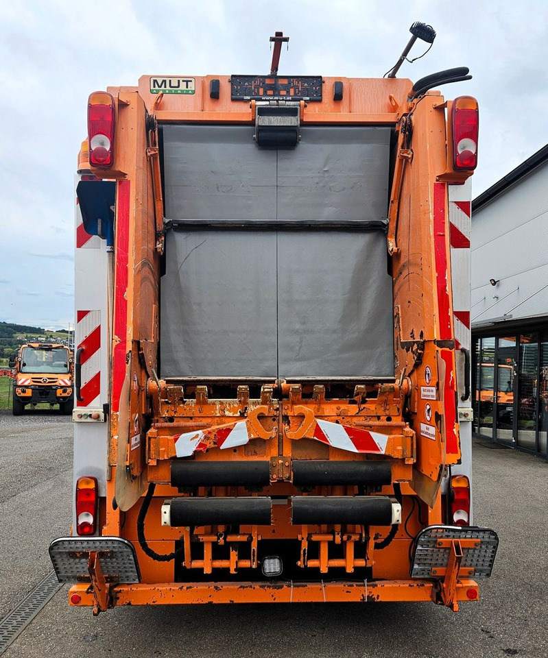 MAN TGM 18.250 Rotopress MUT FAUN 4x2 Euro5 - Çöp kamyonu: fotoğraf 4 MAN TGM 18.250 Rotopress MUT FAUN 4x2 Euro5 - Çöp kamyonu: fotoğraf 4