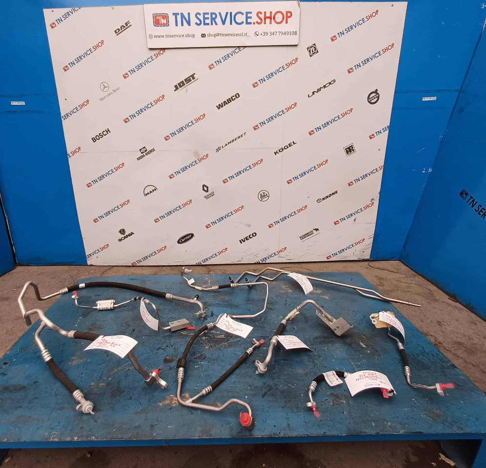 Tubazione A/C Mercedes-Benz - Klima yedek parça - Kamyon: fotoğraf 2 Tubazione A/C Mercedes-Benz - Klima yedek parça - Kamyon: fotoğraf 2