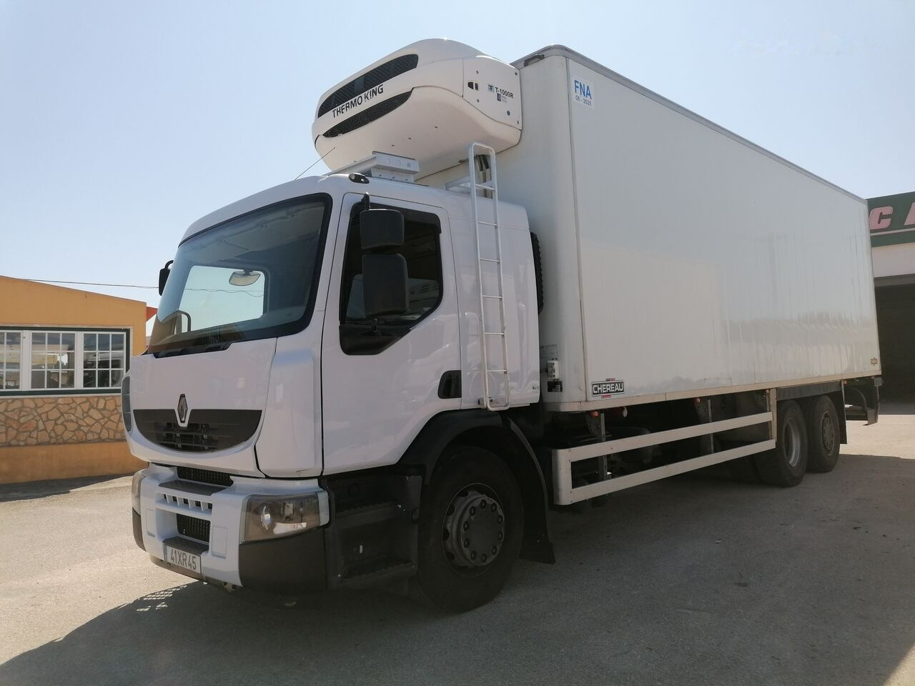 Renault Premium 440 - Refrijeratör kamyon: fotoğraf 2 Renault Premium 440 - Refrijeratör kamyon: fotoğraf 2