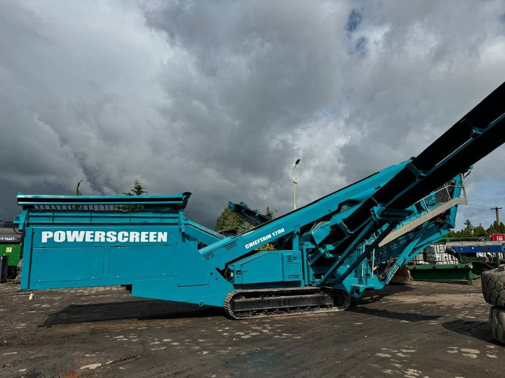 Przesiewacz Powerscreen 1700, 4 Frakcje, 3 Pokłady - Elek: fotoğraf 1 Przesiewacz Powerscreen 1700, 4 Frakcje, 3 Pokłady - Elek: fotoğraf 1